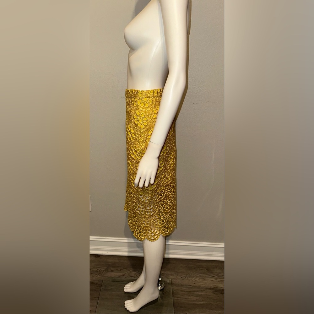 ALEXIS Intermix *Larissa* yellow floral crochet lace embroidered pencil skirt S - Picture 3 of 8
